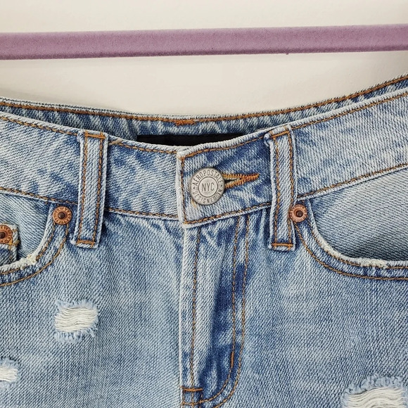AEROPOSTALE TOMBOY DISTRESSED CUTOFF SHORTS NWT - Picture 2 of 7
